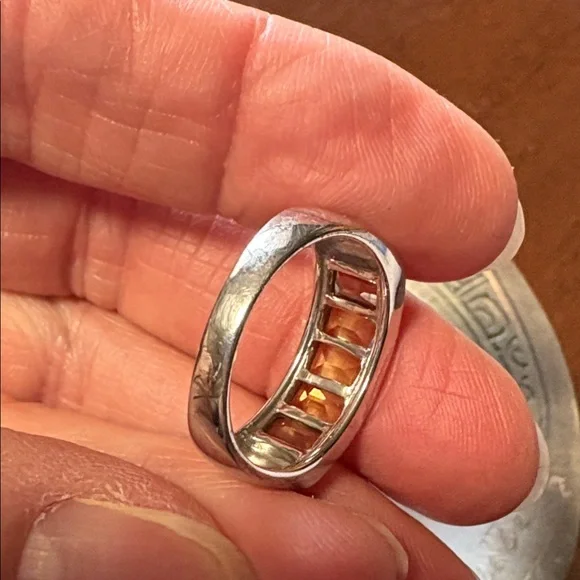 925 sterling silver citrine ring in size 8 - Picture 4 of 7
